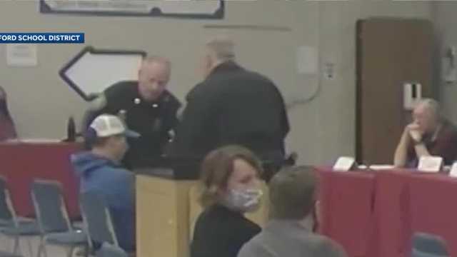Video: 2 arrested at New Hampshire school meeting - Vimarsana News