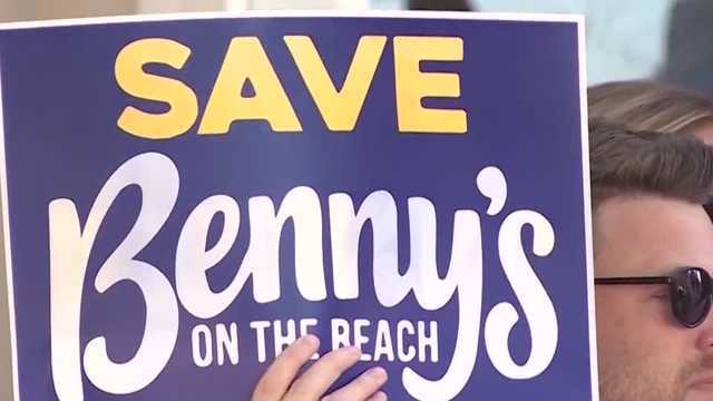 Fate of Benny's on the Beach to be determined at special Lake Worth Beach, Florida commission meeting - Vimarsana News