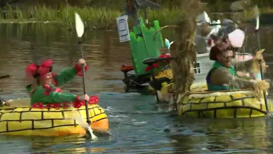 Video Giant Pumpkin Regatta paddles down river in Goffstown NH