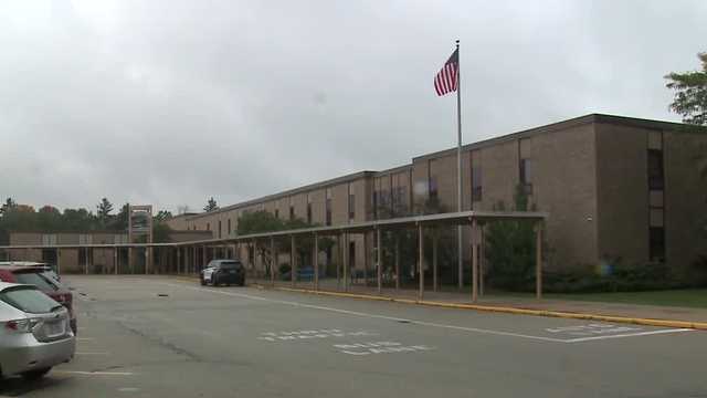 Brookfield teacher accused of making antisemitic gesture and remark in class - Vimarsana News