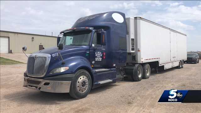 Oklahoma agents investigate semi full of people found on highway - Vimarsana News