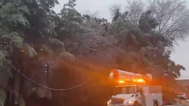Racine residents wake up under blanket of ice and power outages - Vimarsana News