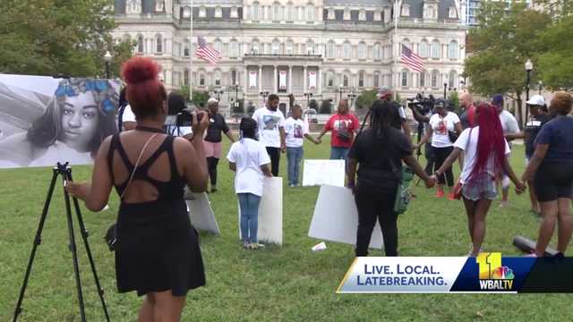 Family honors NyKayla Strawder in ceremony outside City Hall - Vimarsana News