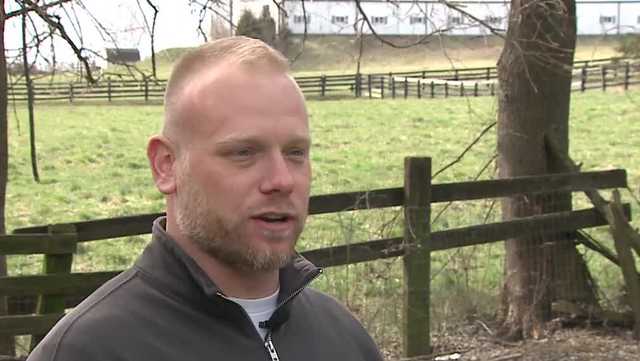 Former firefighter helps neighbors when house caught fire - Vimarsana News