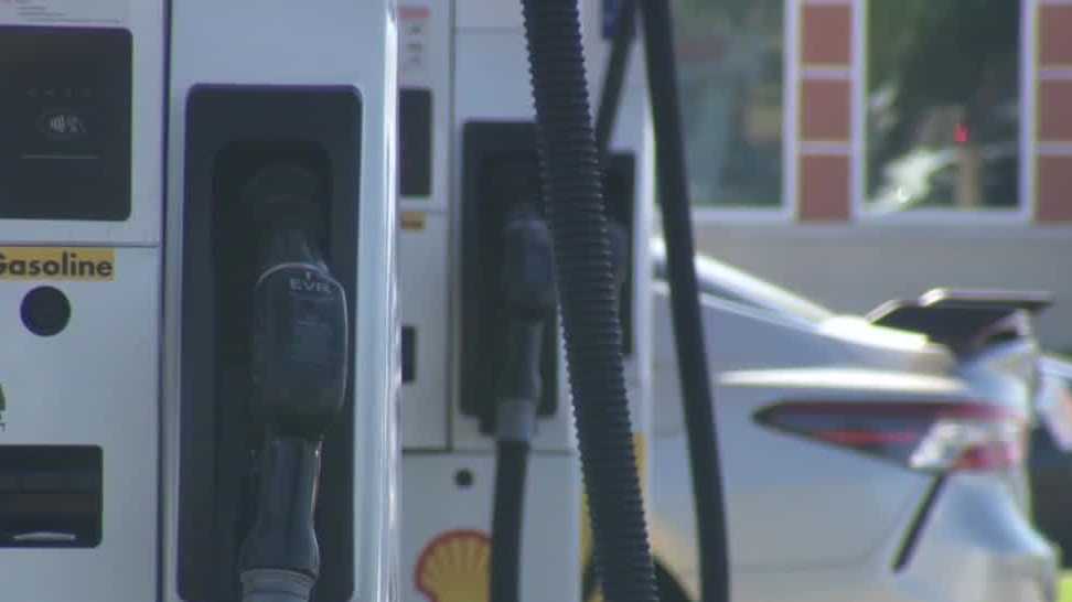 No deal reached yet on gas price relief for Californians