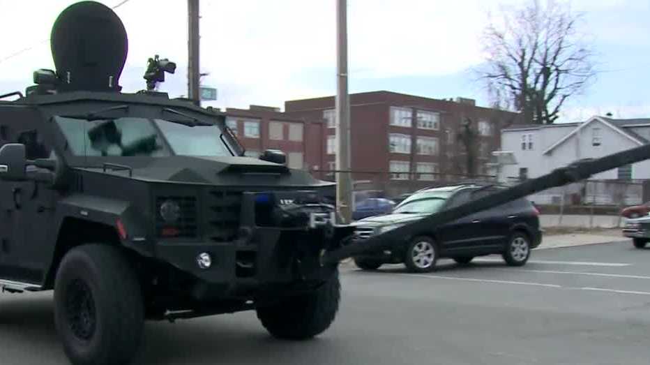 LMPD gives an inside look at SWAT training