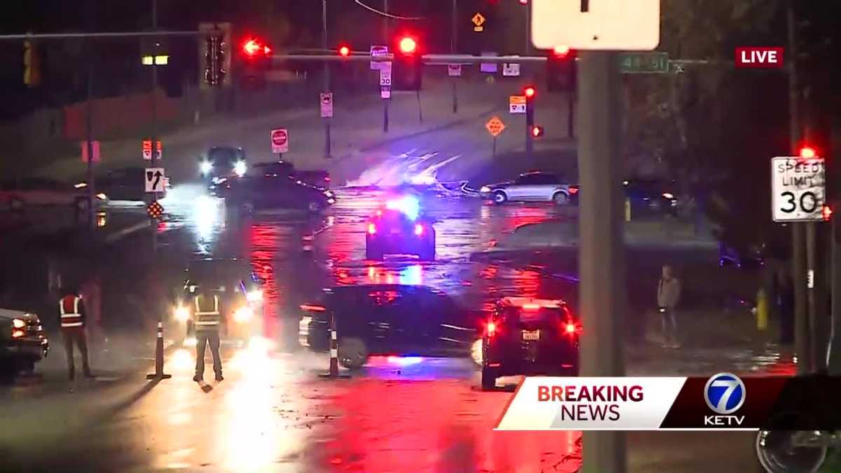 Water main break disrupts traffic near Nebraska Medicine - KETV Omaha