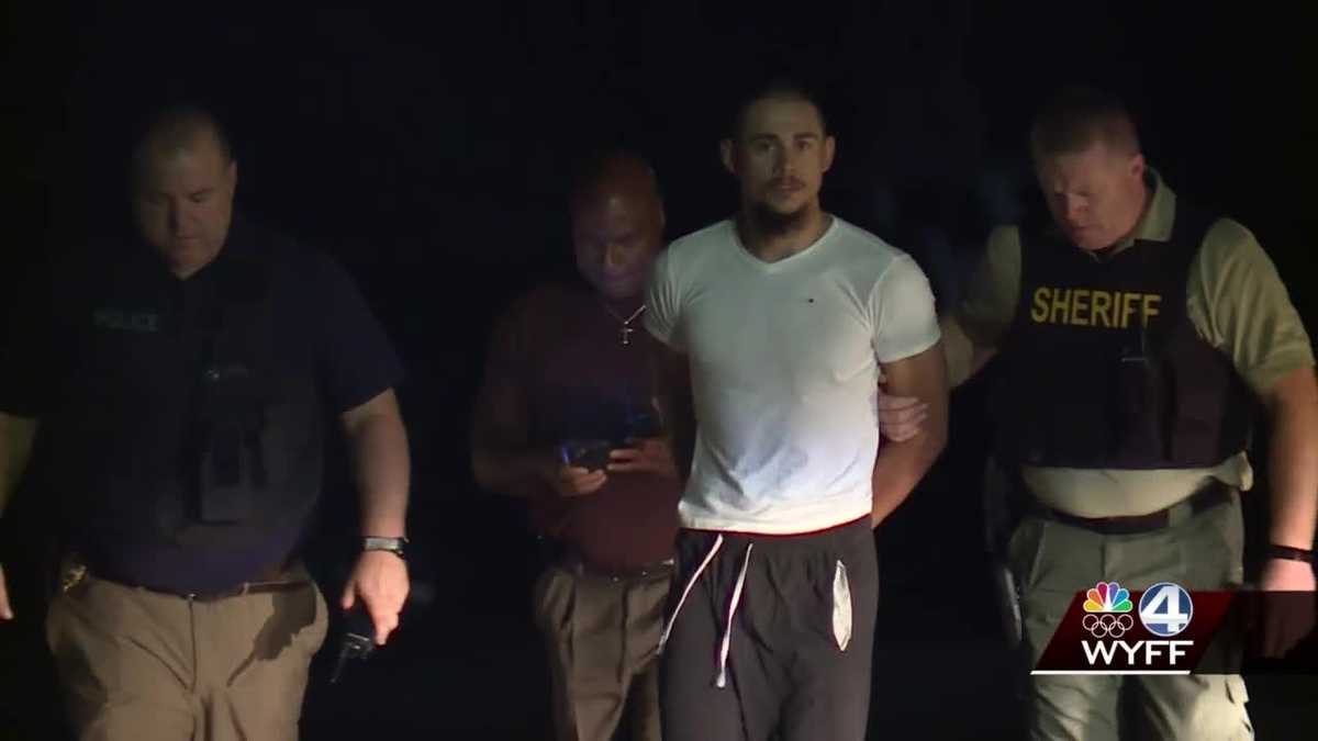 Suspect arrested following standoff in Seneca neighborhood, police say