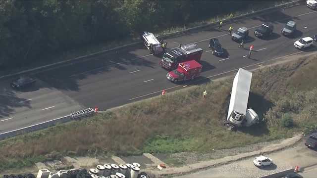Serious crash slows I-495 commute in MetroWest - Vimarsana News