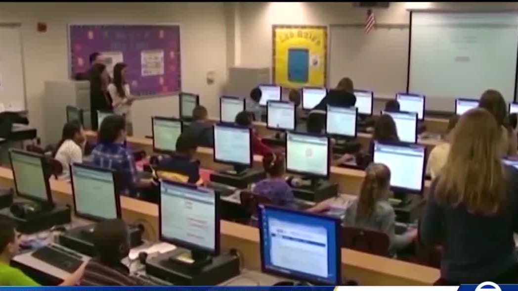 New Mexico school districts eye rising costs, less federal funding