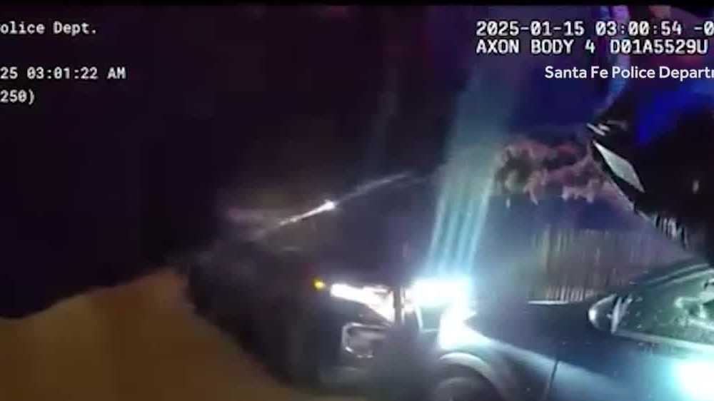 Santa Fe man arrested for allegedly stealing vehicles