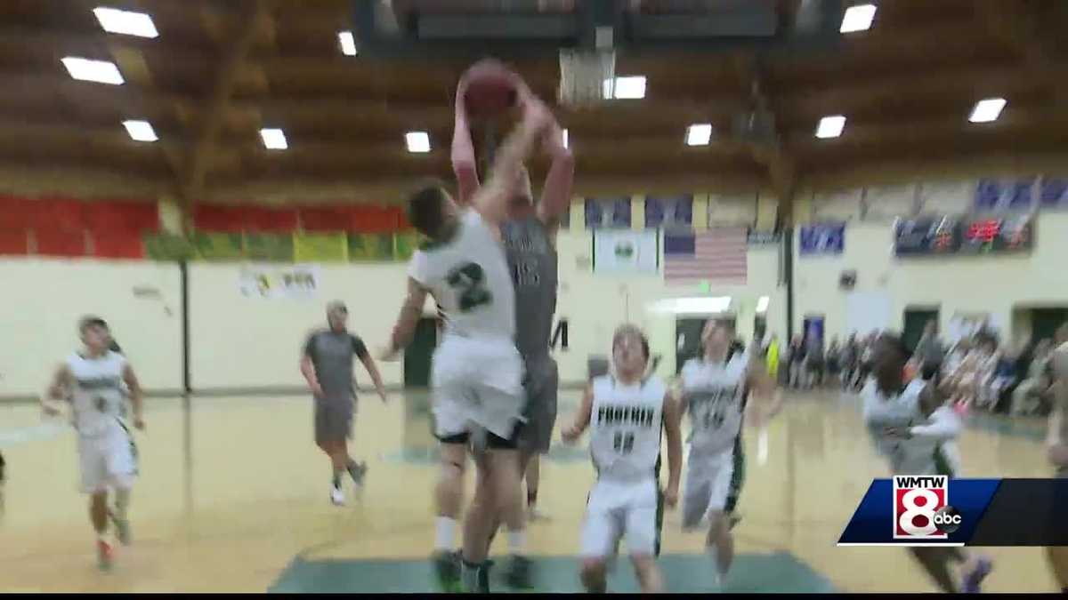 Leavitt and Winthrop earn key wins in basketball