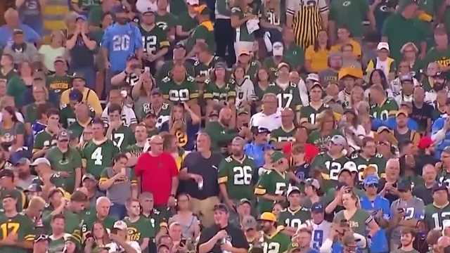 Packer fans asked to update Packers app before home opener - The Press