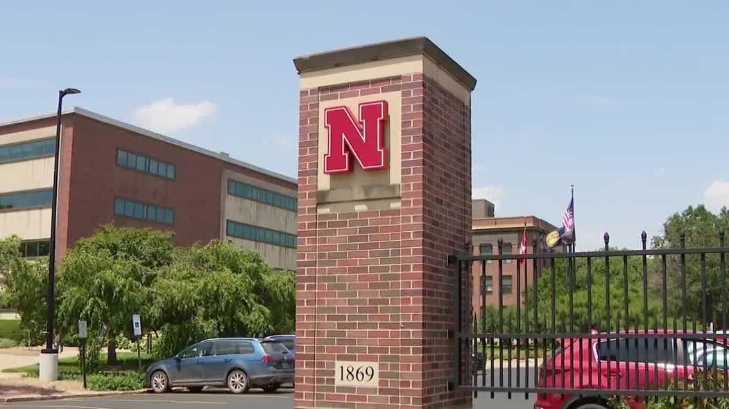 University of Nebraska warns governor's spending directive could force $36 million in cuts