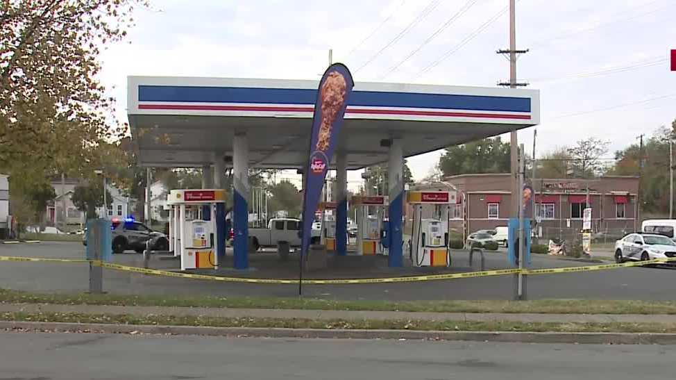 LMPD: Man dies after being shot at Portland gas station