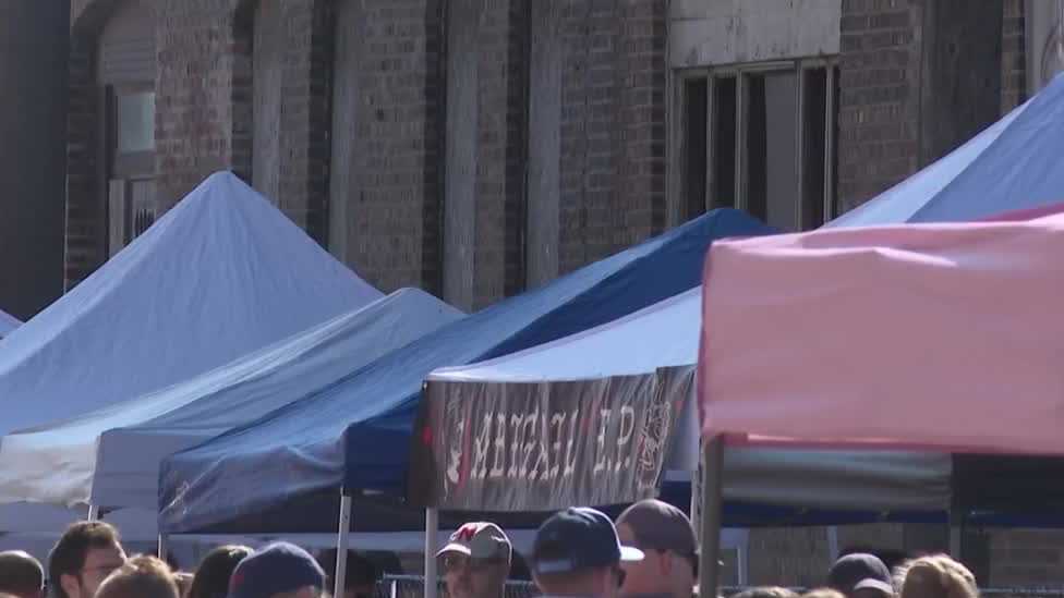 Hutchfest returns to Omaha's Hot Shops