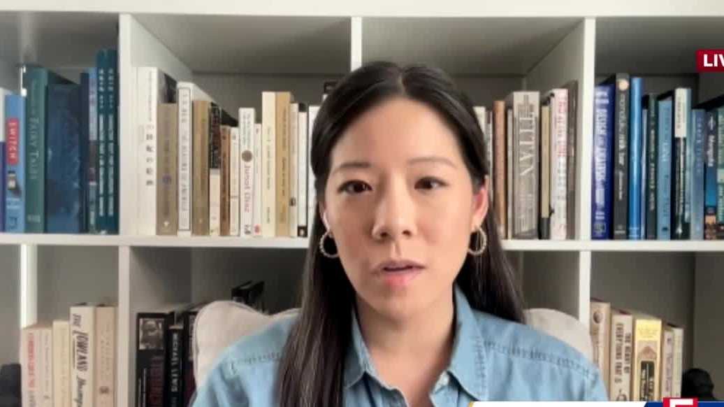 Boston psychologist gives advice on talking to kids about Texas school ...