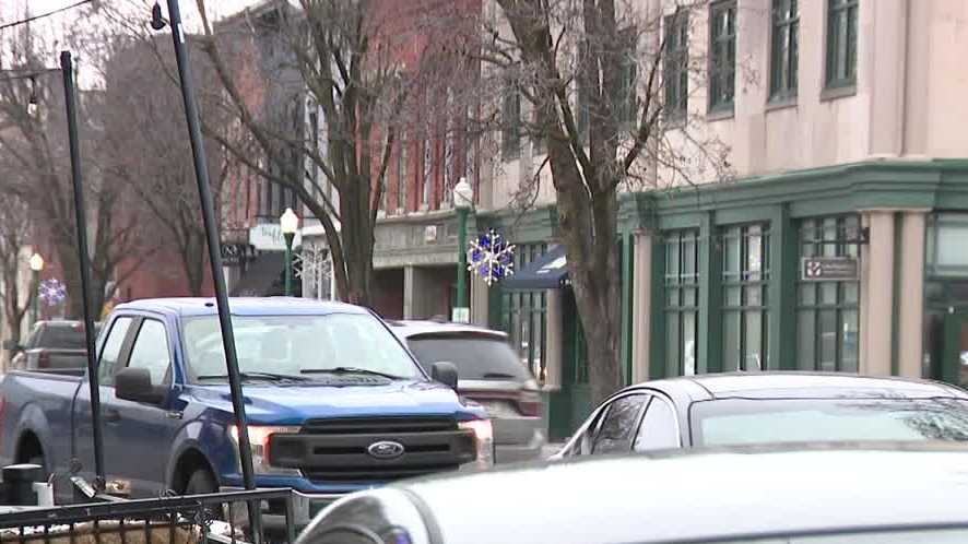 Southern Indiana businesses take extra precautions ahead of winter weather