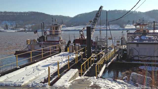 Man suffered life-threatening injuries after falling into Ohio River