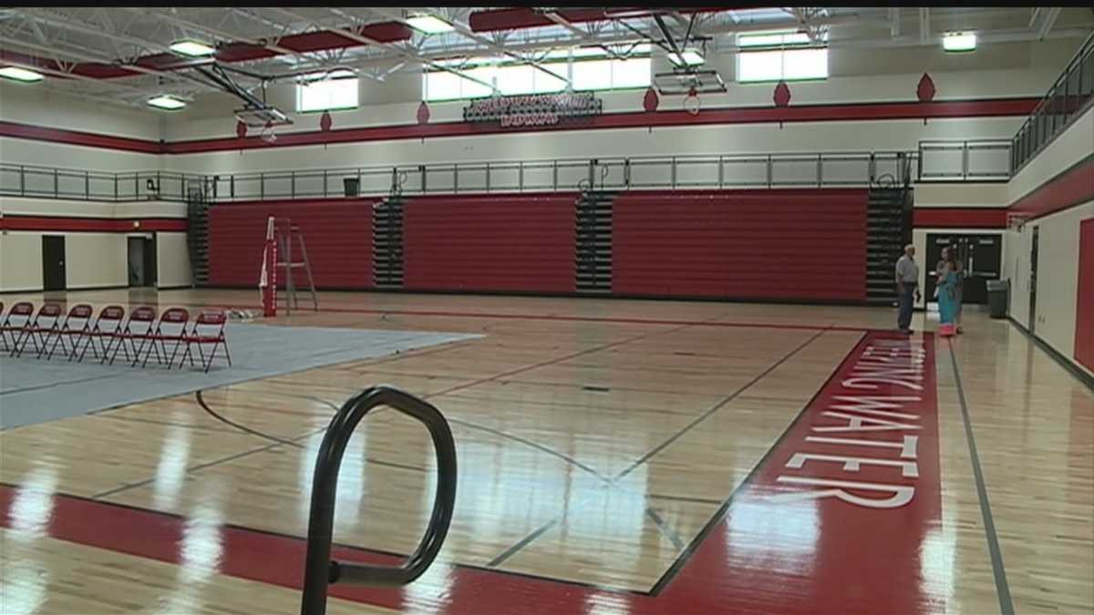 Weeping Water School reveals renovations