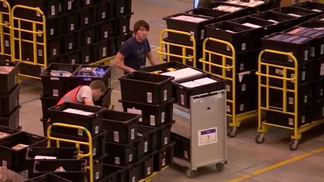 NH businesses offer new incentives to attract workers - Vimarsana News