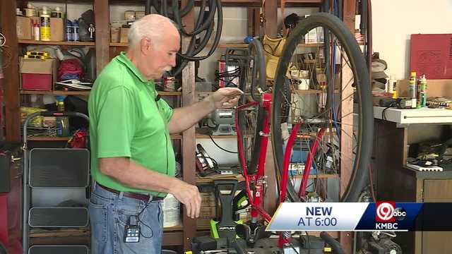 Ballard Yeates, of Olathe, Kansas, volunteers time fixing bicycles for children in foster care - Vimarsana News