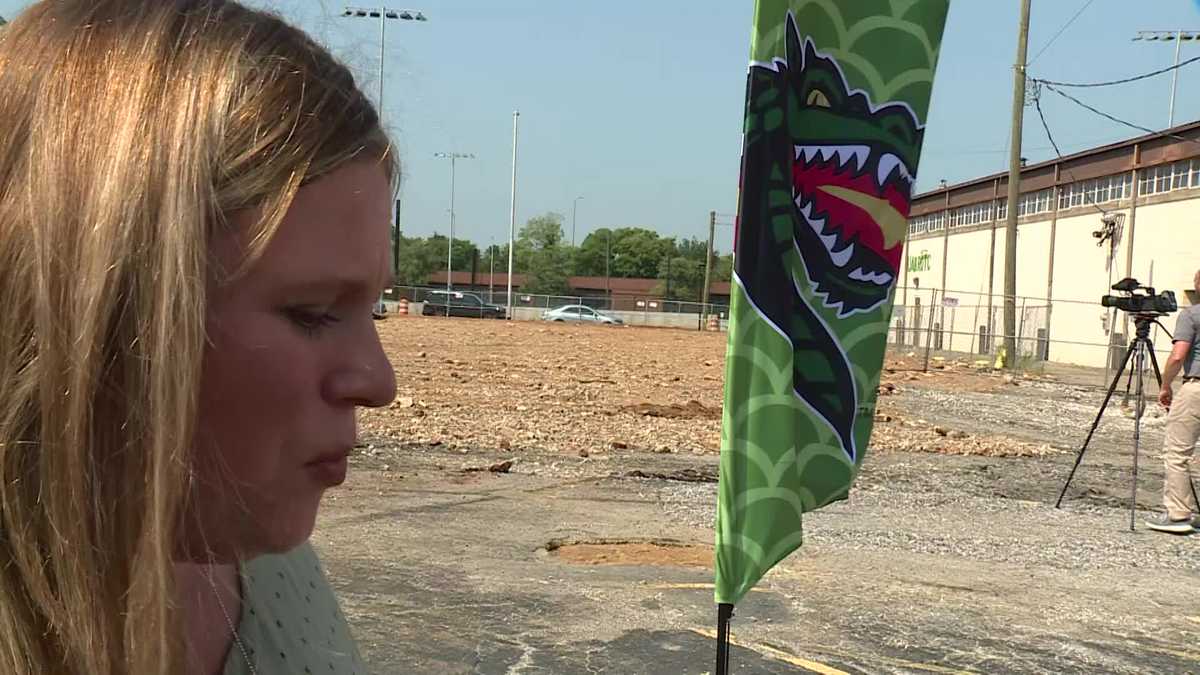 UAB holds groundbreaking for new beach volleyball facility