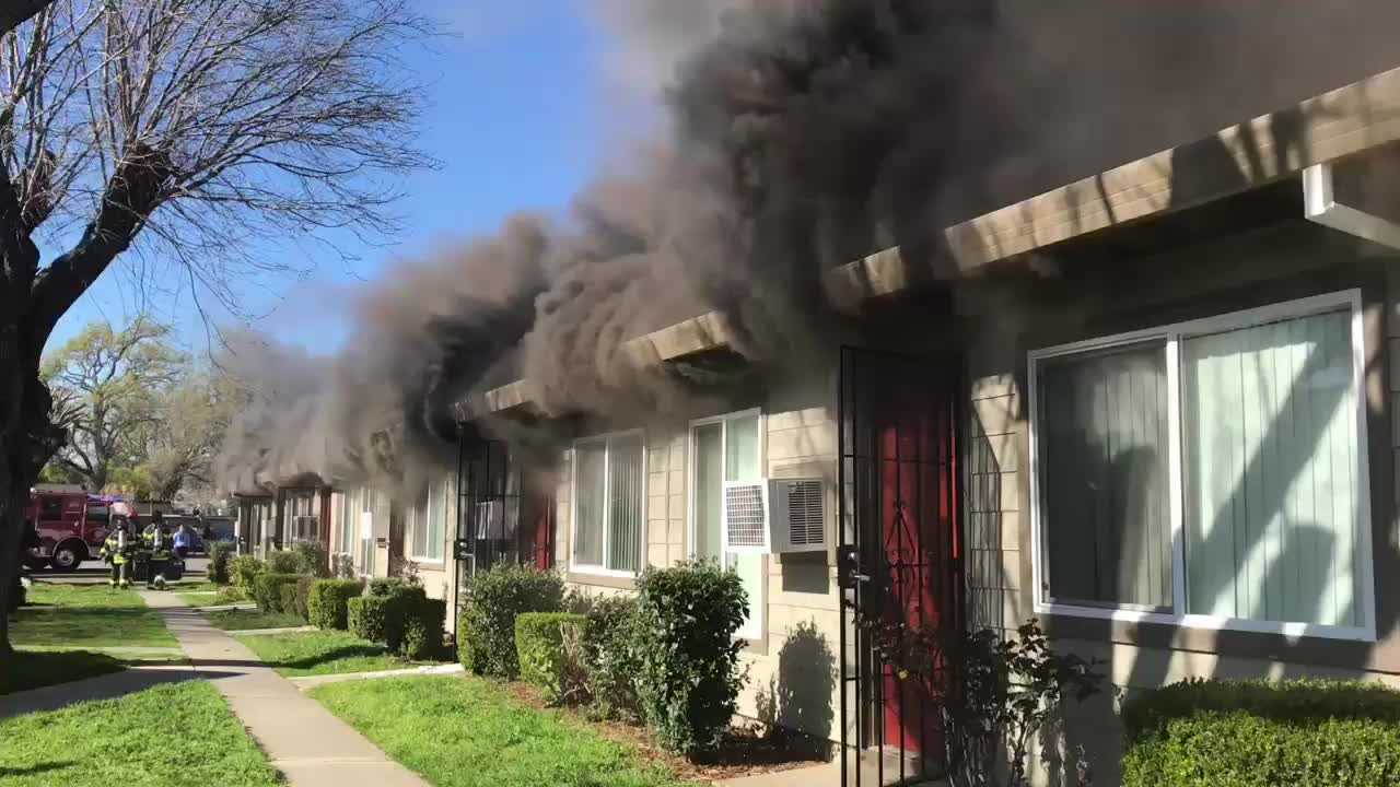 Crews Battle Apartment Complex Fire In Vacaville