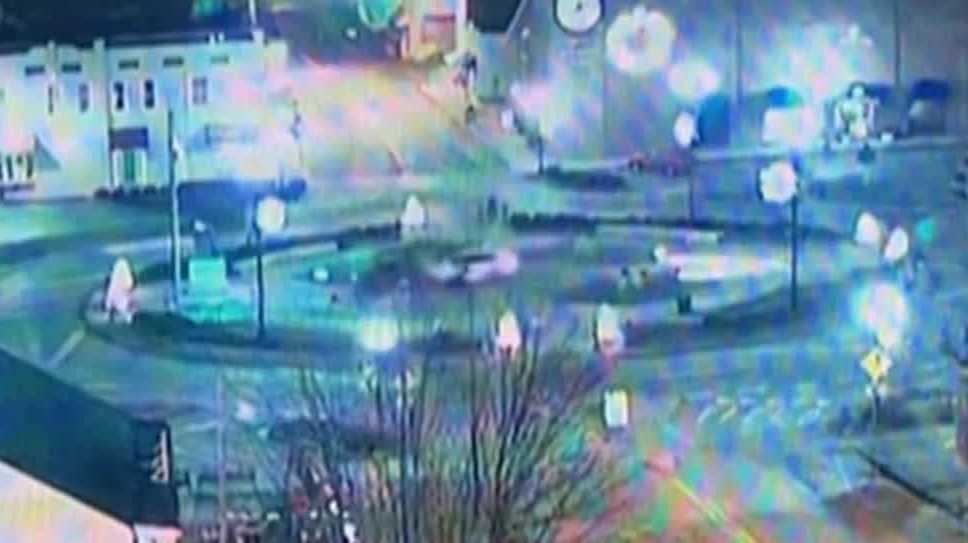 Louisville teen arrested for DUI after driving through Hodgenville