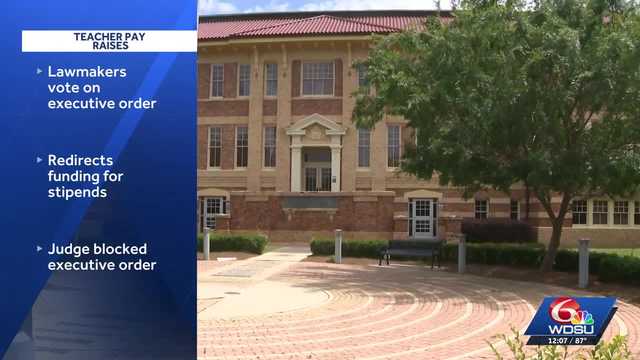 Louisiana lawmakers approve teacher pay raise plan reducing school funding formula