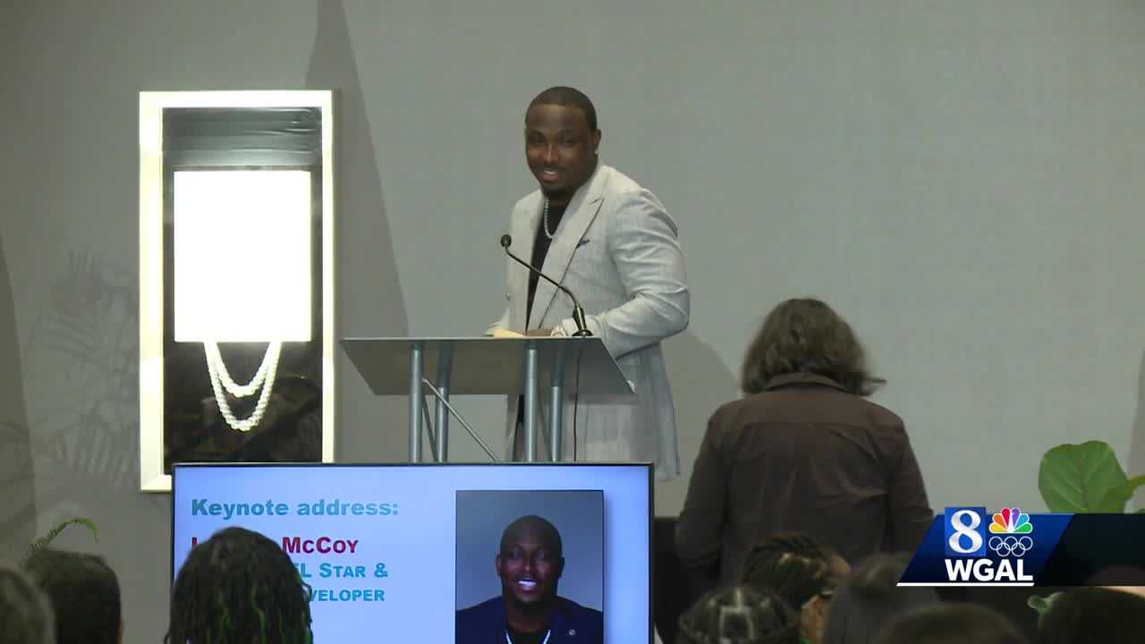 Former Eagles player returns to Harrisburg for housing forum - Vimarsana News