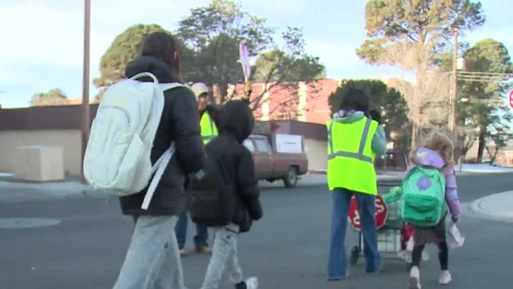 Albuquerque's 'Walking School Bus' gets federal grant, expands to more schools