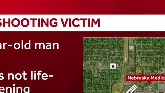 Omaha police investigate after man arrives at hospital with gunshot wounds
