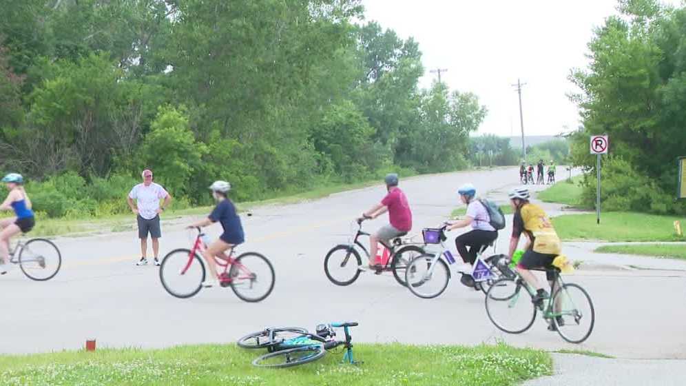 Omaha community rides for mental health awareness
