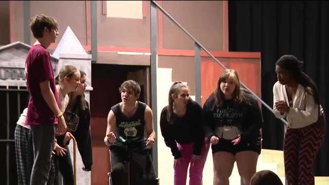 Valley High drama club says they were scammed out of $8,000 - Vimarsana News