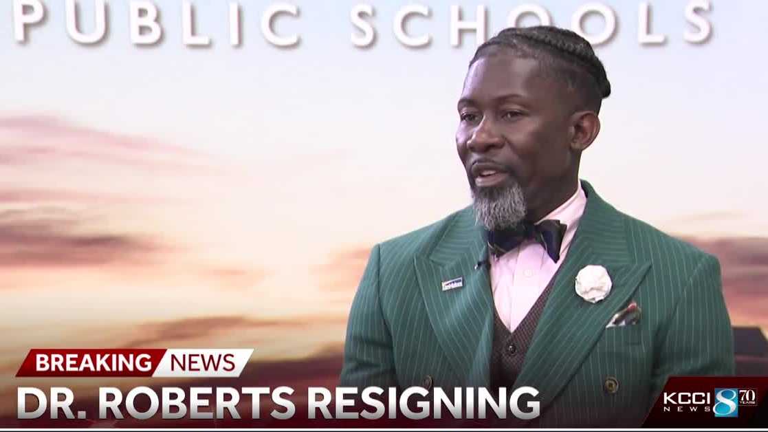 Des Moines Superintendent Ian Roberts Resigns Amidst Immigration Controversy, Federal Investigation