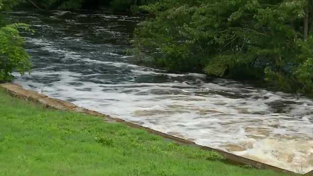 Teen rescued from rushing Suncook River - Vimarsana News