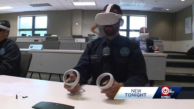 Kansas City police recruits undergo training to help handle people with dementia - Vimarsana News
