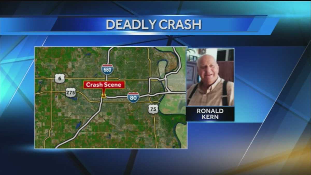 Man killed after losing control of Jeep Friday morning