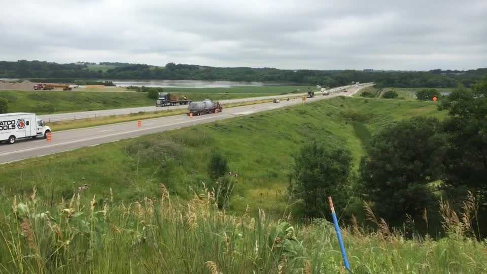 Flooding could close Interstate 80 in Iowa