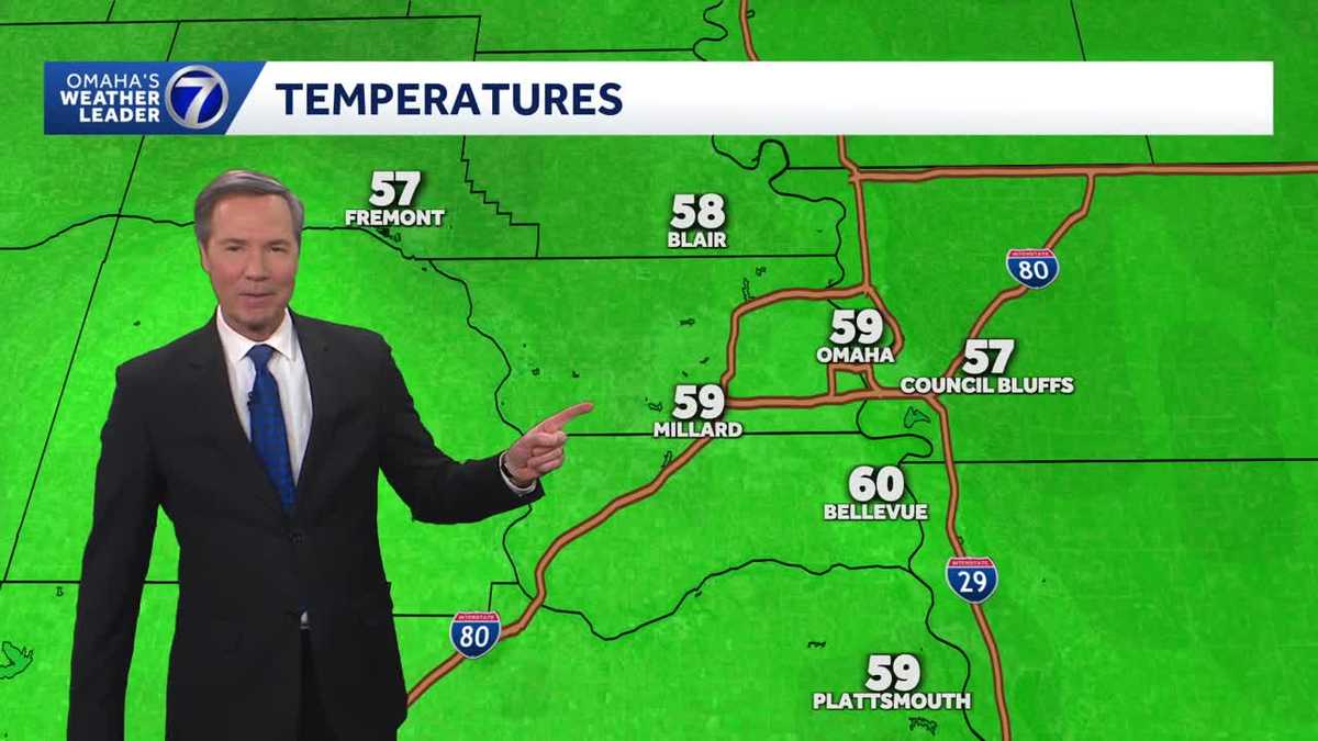 Pleasant evening weather around Omaha with clear skies