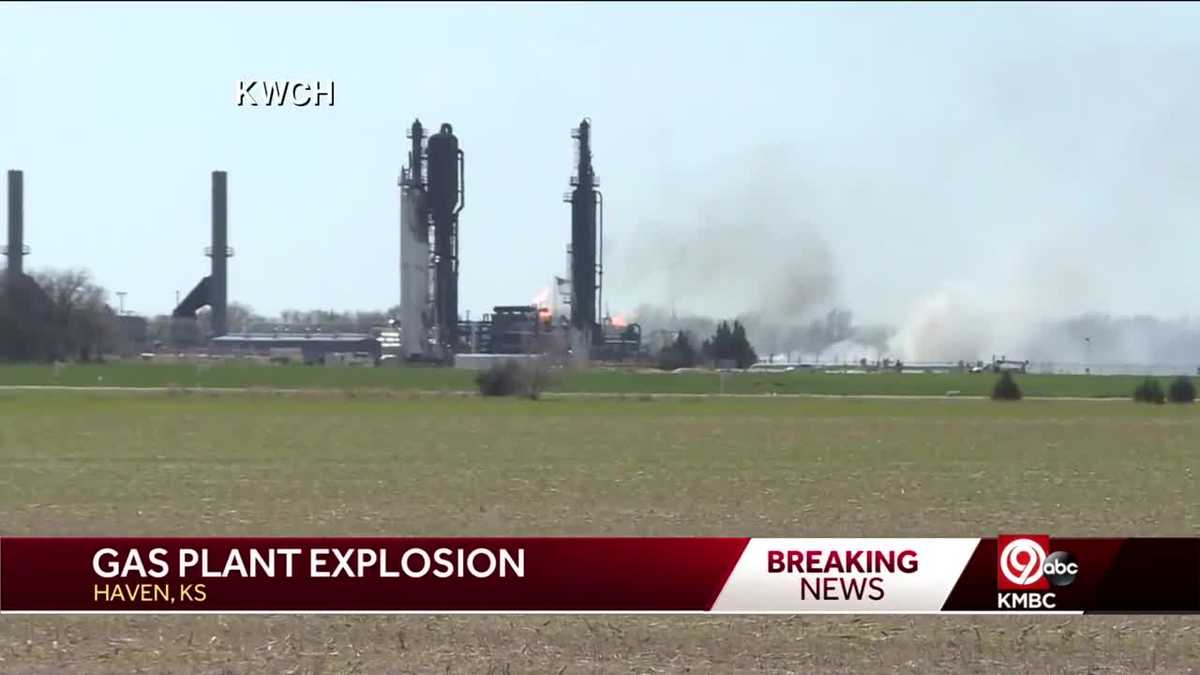 Crews fight explosion, fire at gas plant near Haven, Kansas