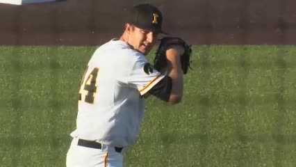 Former Iowa Hawkeyes pitcher Nick Allgeyer called up to Blue Jays