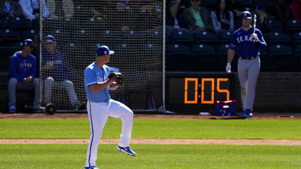MLB's most noticeable change in 2023? Pitch clock