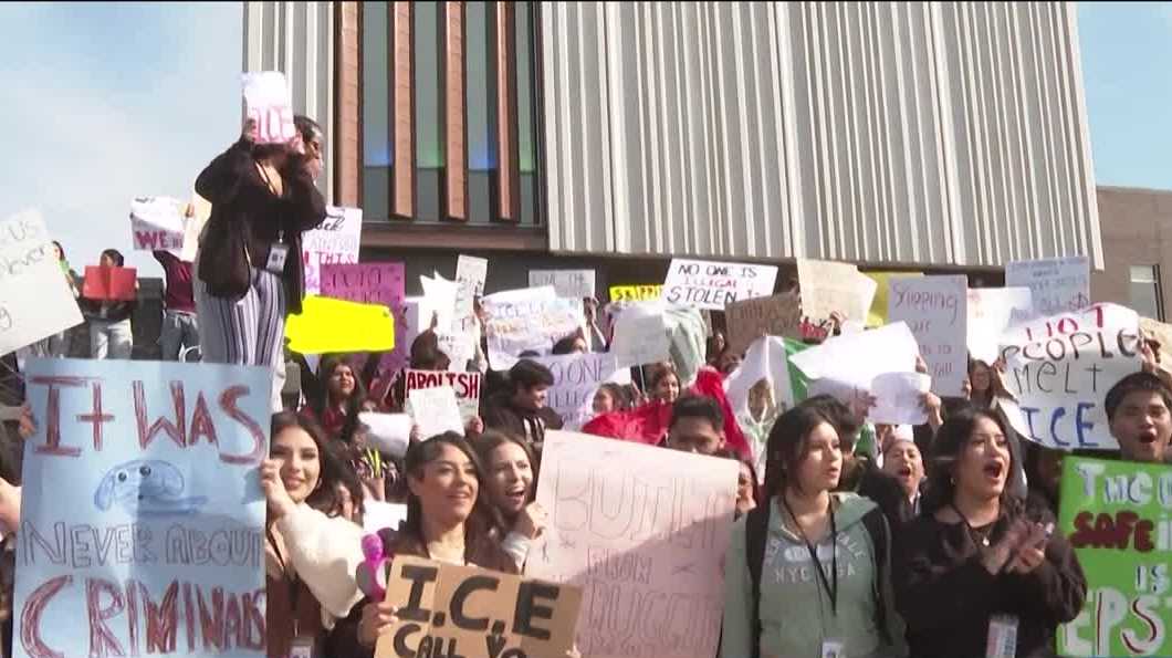 Springdale high students walk out to protest ICE operations