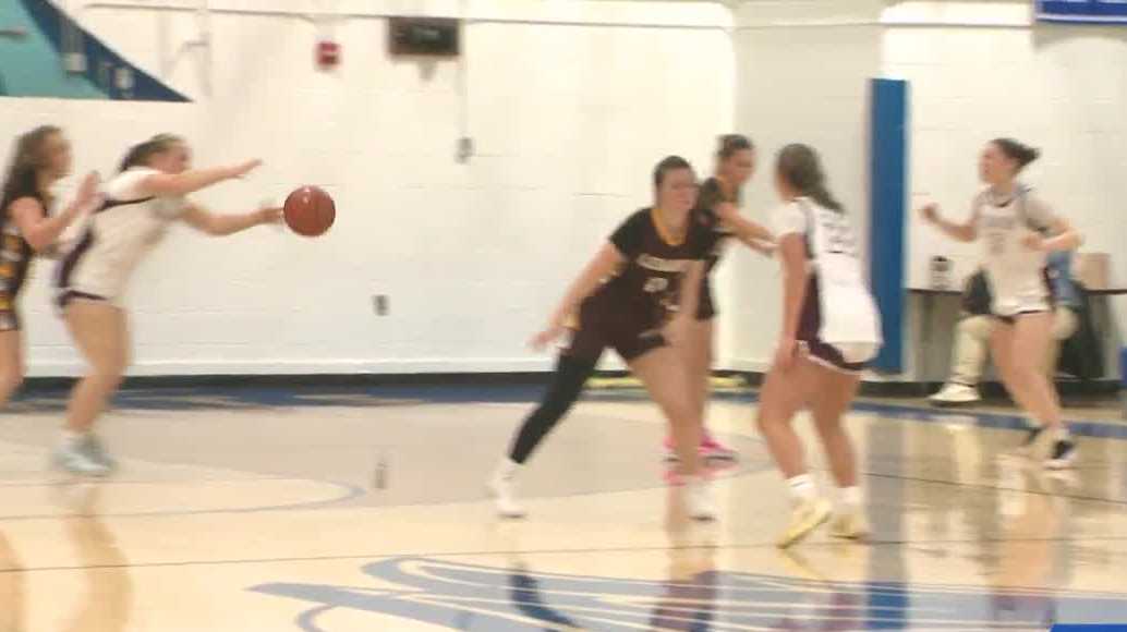 Fall Mountain Girls’ Hoops Wins Opening Holiday Game