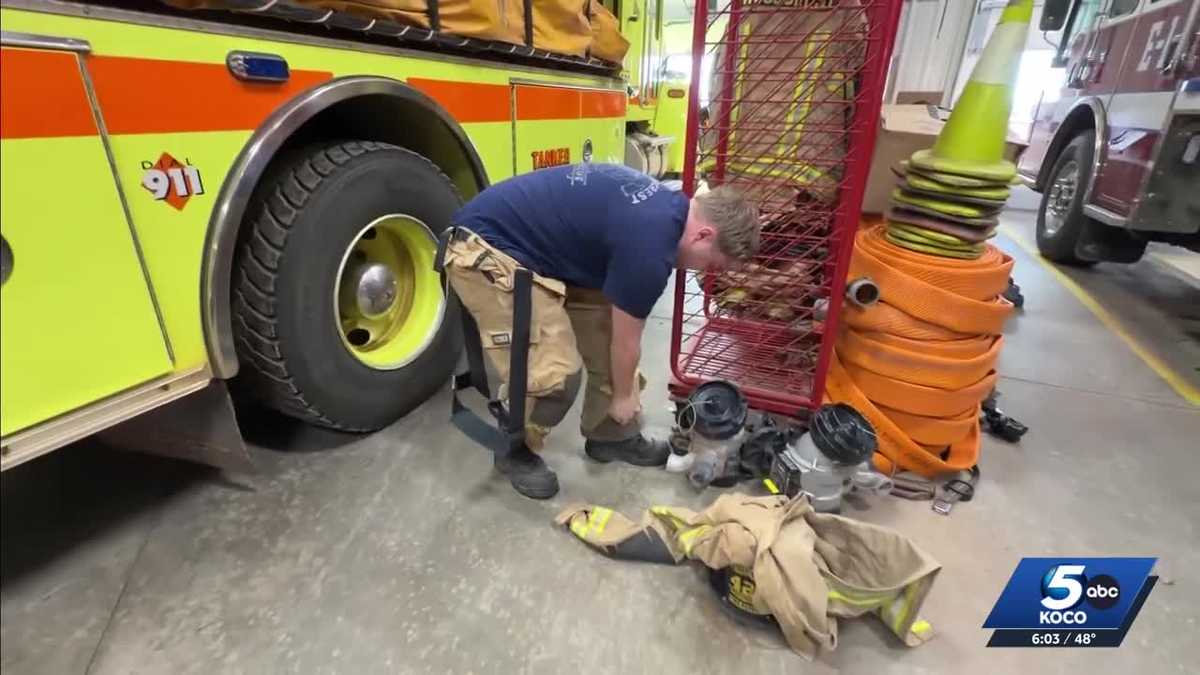Volunteer firefighters leave day jobs to prepare for high fire danger in Oklahoma