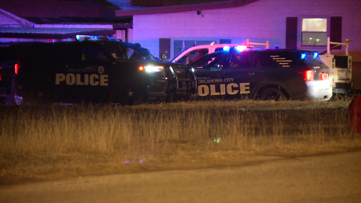 Oklahoma City police arrest suspect after chase ends in crash