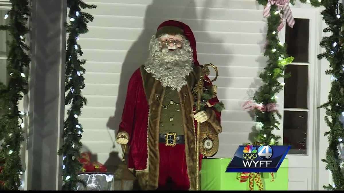 "The Christmas House" in Inman gets bigger and better