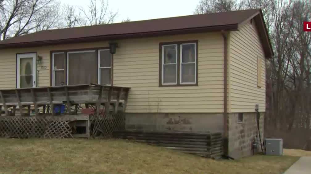 DSM couple collecting donations for neighbor who lost a loved one in